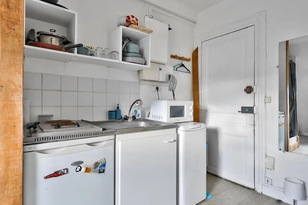 Charmant Studio A Proximite Du Trocadero Apartamento Paris